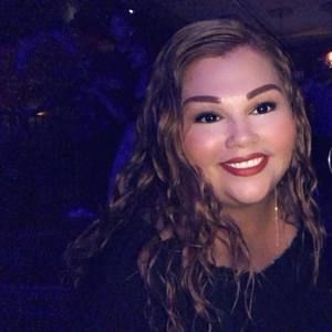 Meet your Posher, Desiree